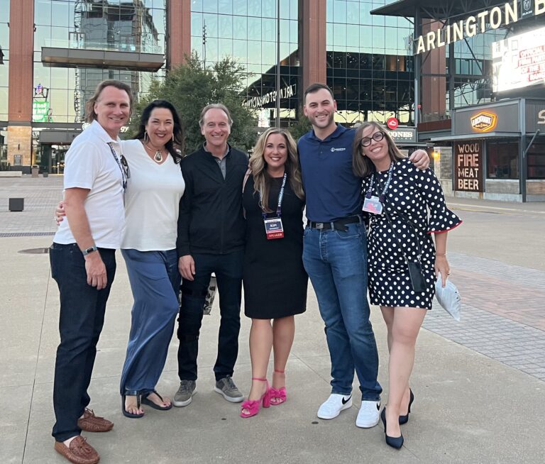 Facetune_16-09-2022-09-10-45