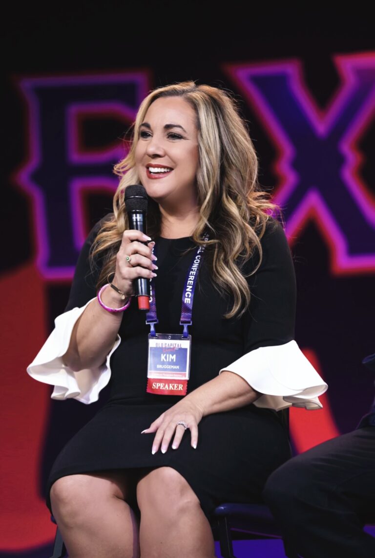 Facetune_22-09-2022-09-49-59